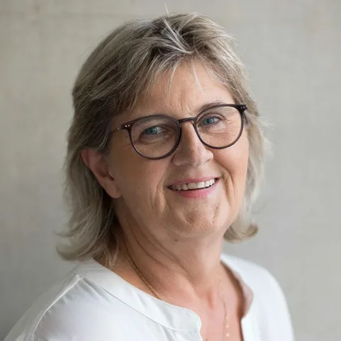 Barbara S. (Steuerfachangestellte)